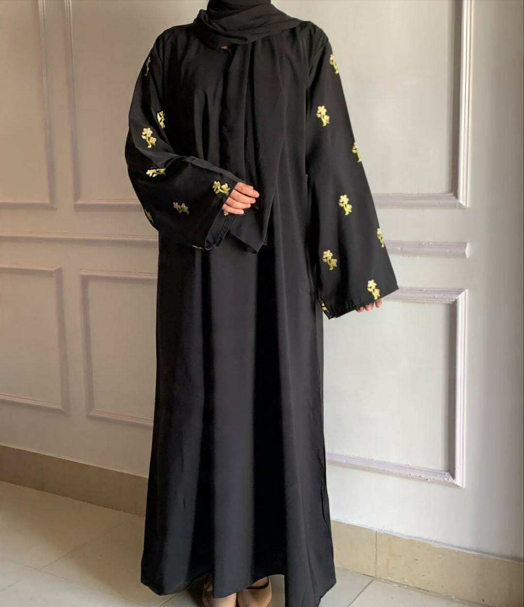 Black Abaya with Sleeves Embroidery